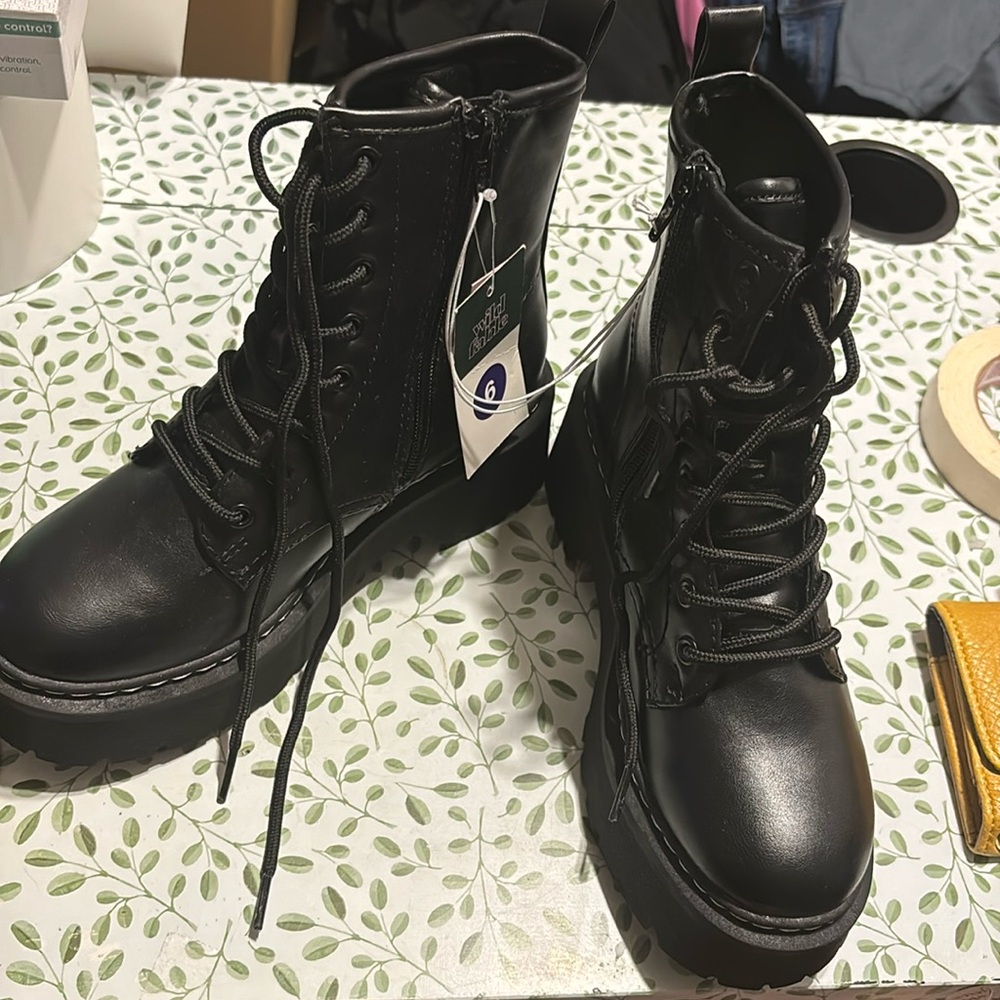 Wild Fable Black Combat Boot W/ Memory Foam
